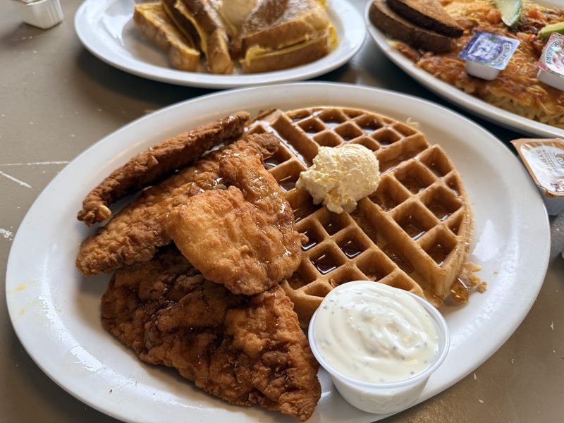 Tommy's Cafe food